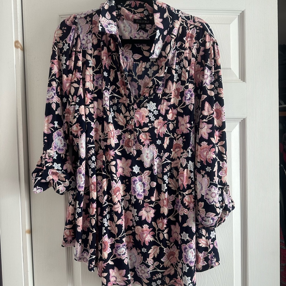Roz & Ali Black and Pink Floral Blouse